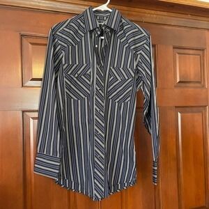 Wrangler striped snap front  lshirt